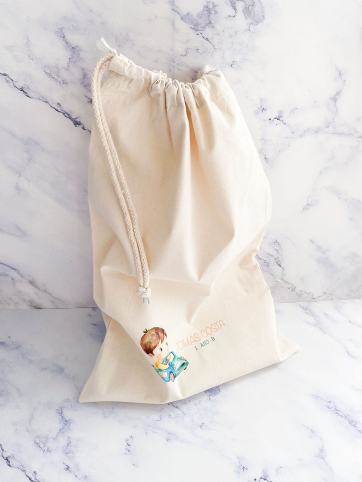 🧦 Saco Para Roupa ou Acessórios | Regresso à Escola - Cutxi Cutxi - Presentes Personalizados