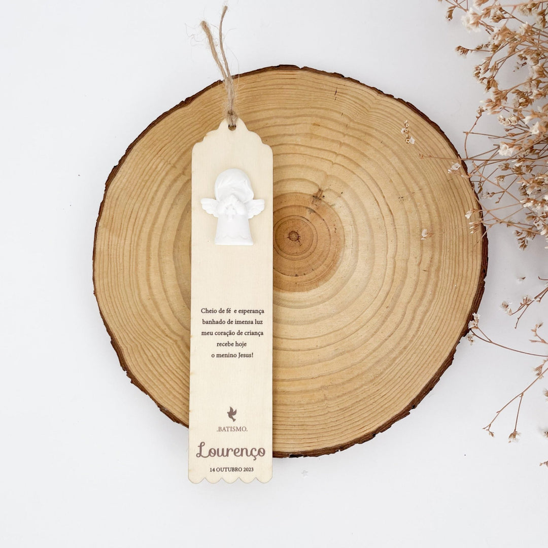 Santinhos em Madeira e Gesso Personalizados - Marcadores de Livros - Cutxi Cutxi - Presentes Personalizados