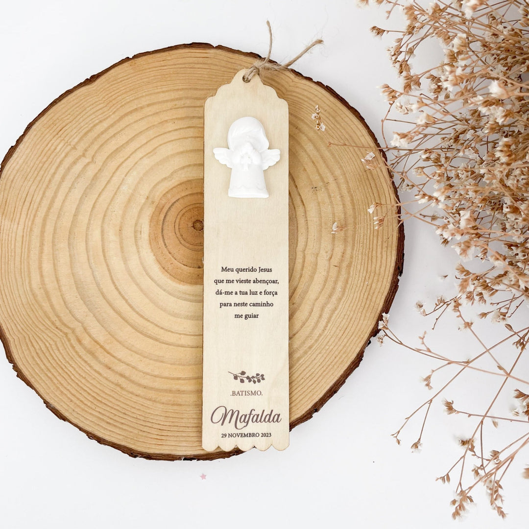 Santinhos em Madeira e Gesso Personalizados - Marcadores de Livros - Cutxi Cutxi - Presentes Personalizados