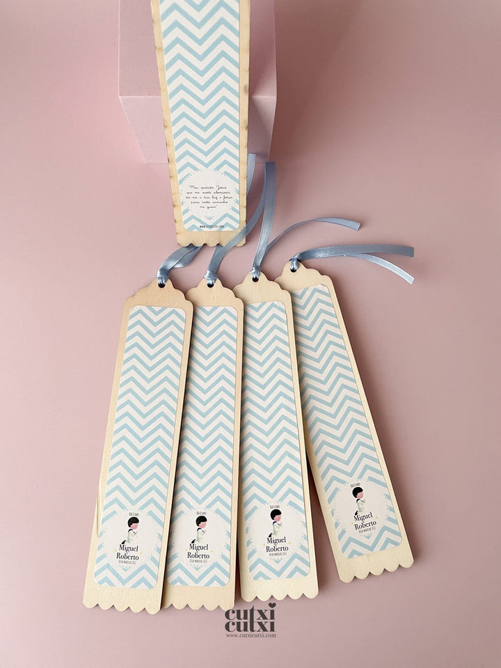Santinhos em Madeira Personalizados - Marcadores de Livros - Cutxi Cutxi - Presentes Personalizados