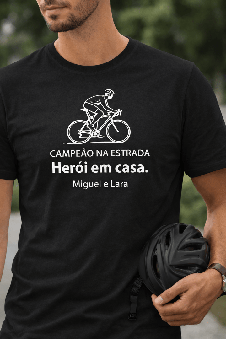 T-shirt Personalizada Pai Ciclista – Campeão na Estrada, Herói em Casa - Cutxi Cutxi - Presentes Personalizados