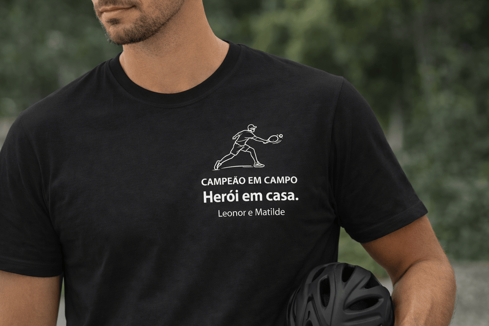 T-shirt Personalizada Pai Pádle – Campeão em Campo, Herói em Casa - Cutxi Cutxi - Presentes Personalizados