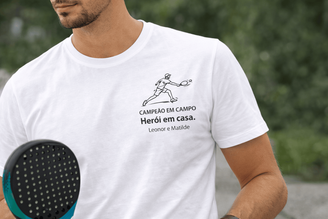 T-shirt Personalizada Pai Pádle – Campeão em Campo, Herói em Casa - Cutxi Cutxi - Presentes Personalizados