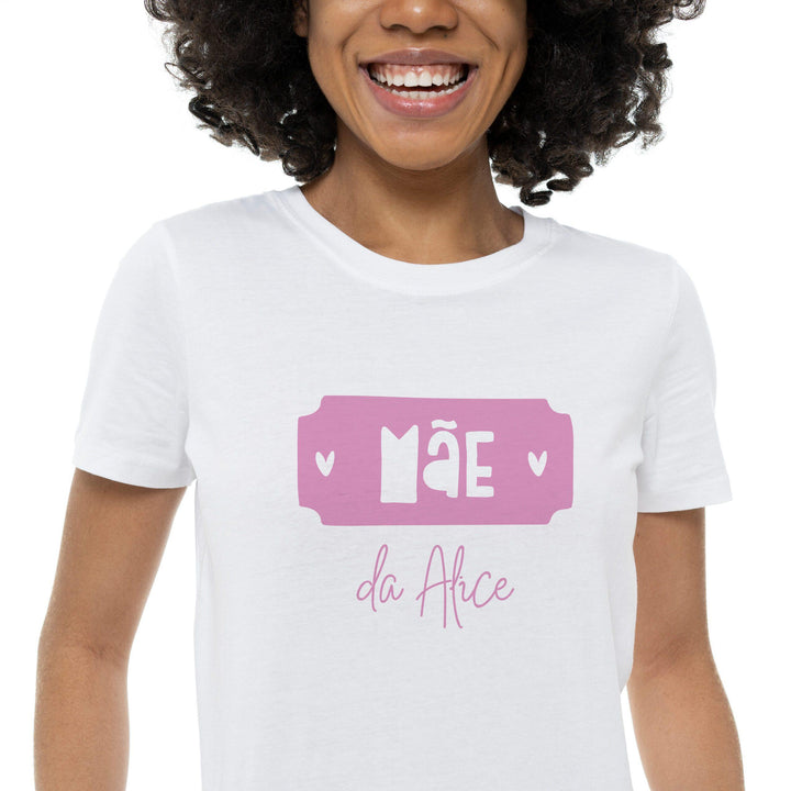T-shirt doodle MÃE personalizada com nome