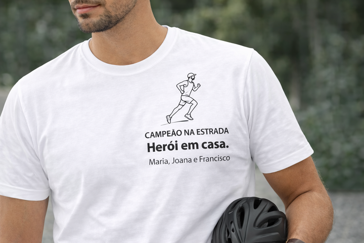 T-shirt Personalizada Pai Corredor – Campeão na Estrada, Herói em Casa