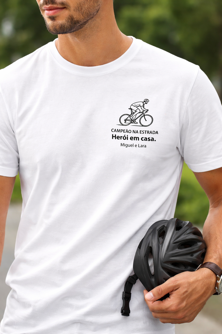 T-shirt Personalizada Pai Ciclista – Campeão na Estrada, Herói em Casa