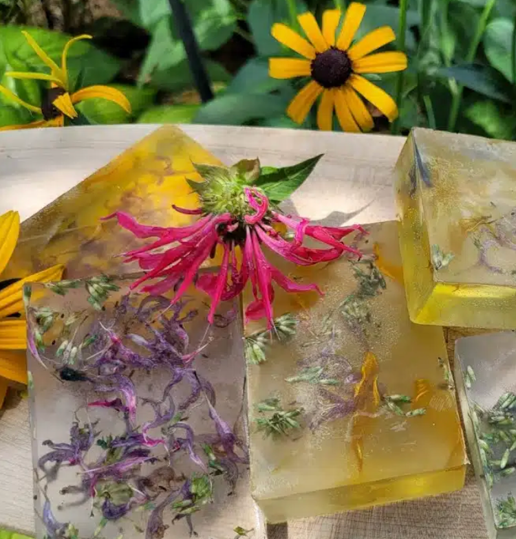 🧼 Workshop de Sabonetes Artesanais com Base de Glicerina – Edição Verão 🌞