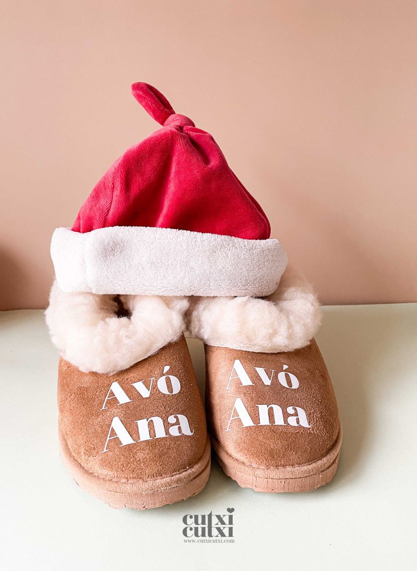 pantufas camel com vinil branco personalizaveis
