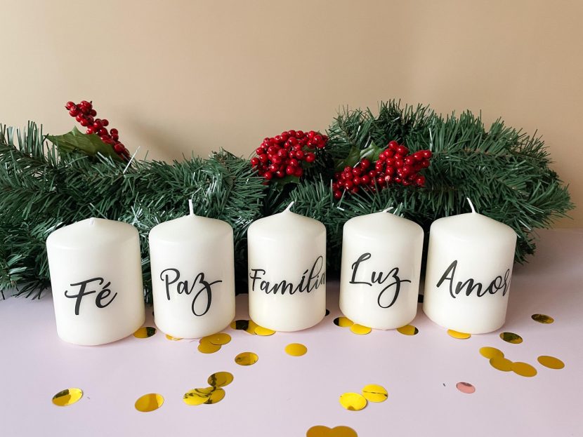conjunto de velas e desejo de natal fe paz familia luz amor