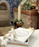 Conjunto Batizado GLAMOUR com Vela Concha Toalha e Caixa média pintada à mão