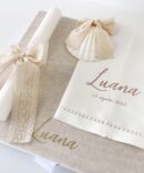 Conjunto para Batizado coleção Poema Delux | com Vela, Concha, Toalha, Caixa de veludo grande