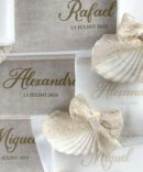 Conjunto para Batizado coleção Poema Delux | com Vela, Concha, Toalha, Caixa de veludo grande