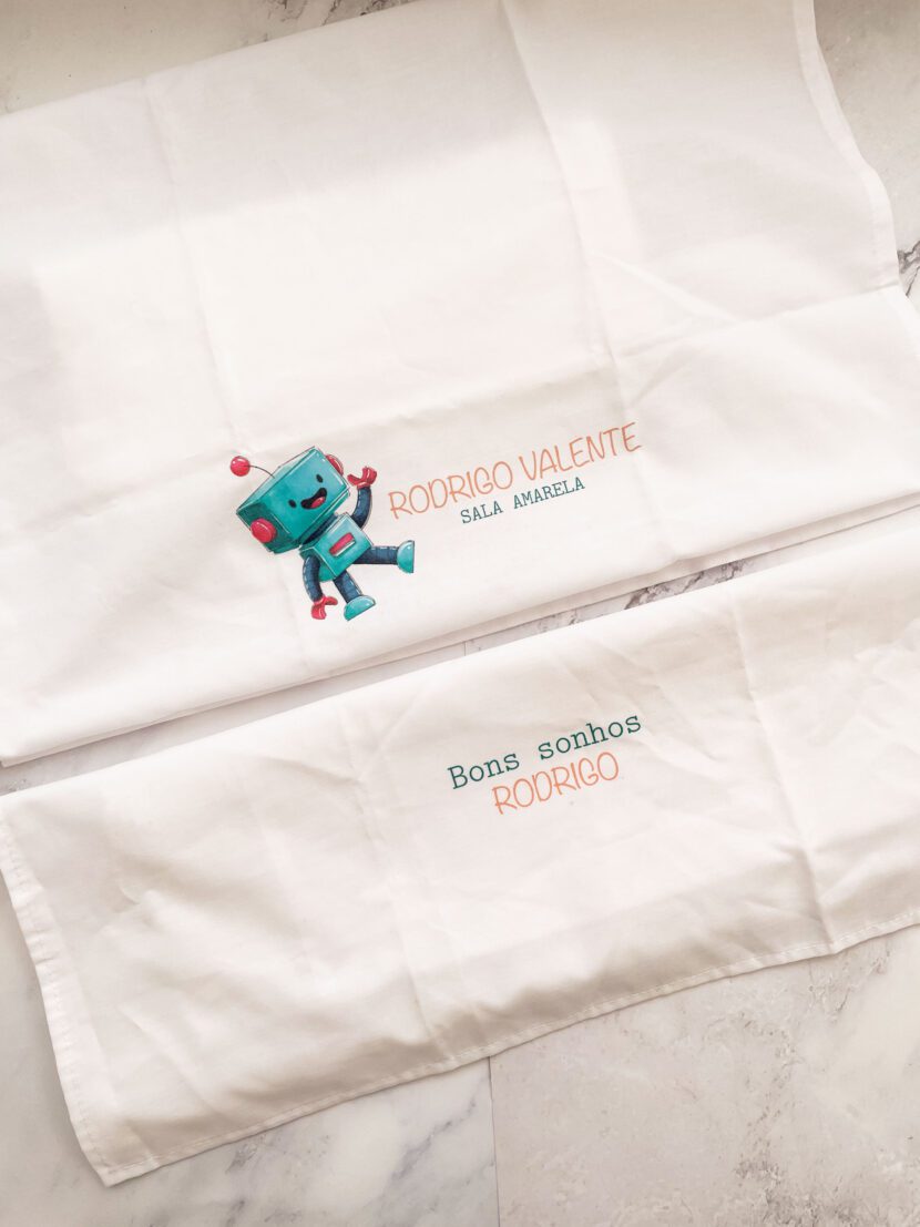 Conjunto de Lençóis Personalizado para Catre – O Conforto que o Seu Bebé Merece!
