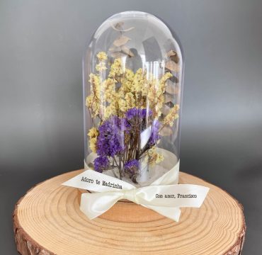 cupula media com flores preservadas personalizado com nome -7